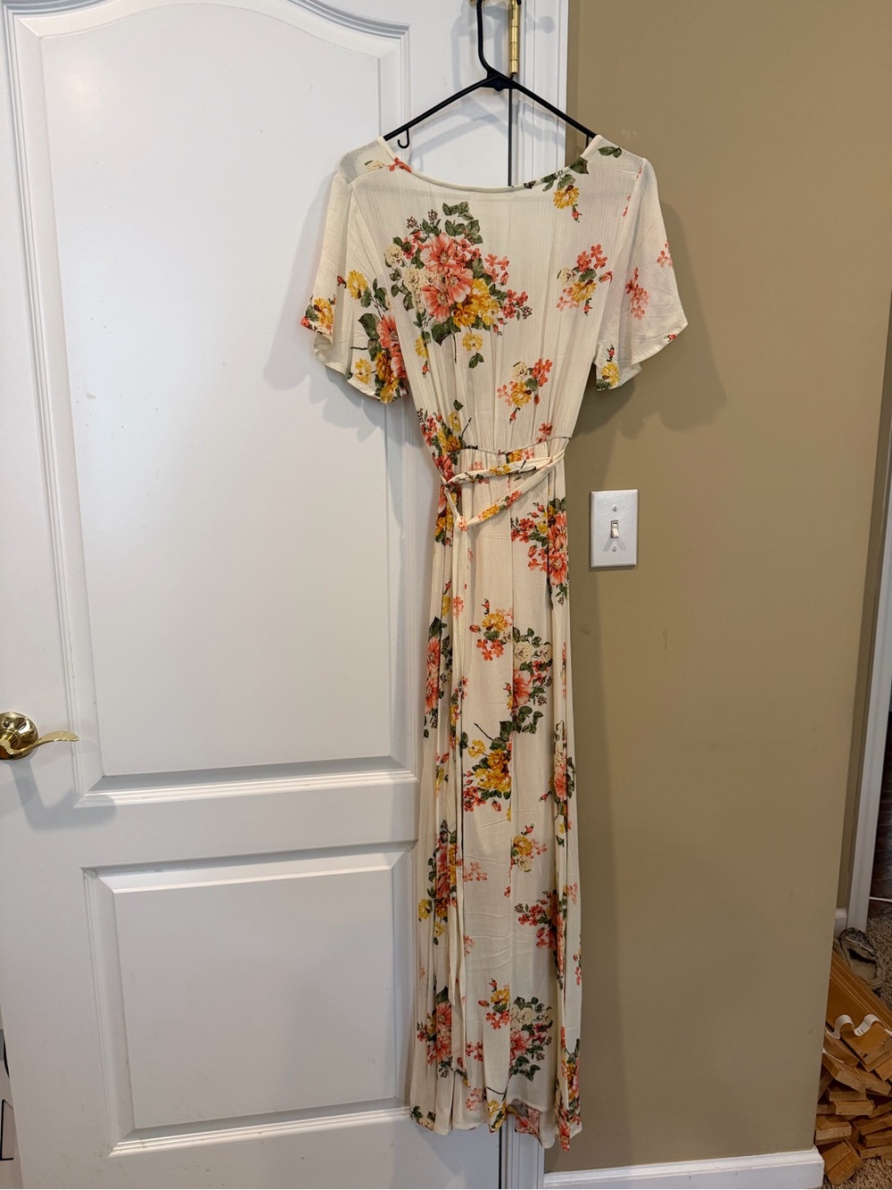 Floral Wrap Maxi Dress in Cream with Pink & Orange Flowers - Picture 2 of 2